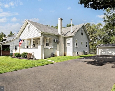 1236 Old Black Horse Pike - Photo Thumbnail 3