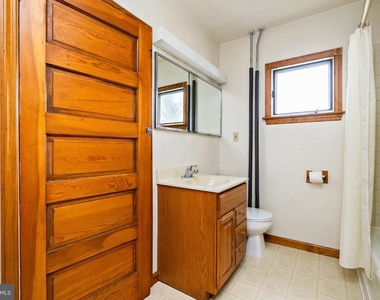 1236 Old Black Horse Pike - Photo Thumbnail 27