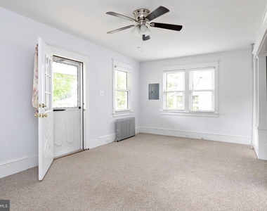 1236 Old Black Horse Pike - Photo Thumbnail 8