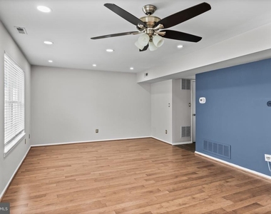 3 Harvest Lane - Photo Thumbnail 7