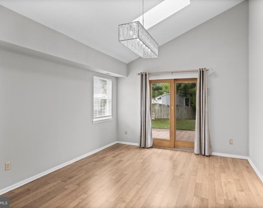 3 Harvest Lane - Photo Thumbnail 13