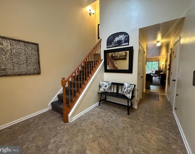 39 Sassafras Drive - Photo Thumbnail 2