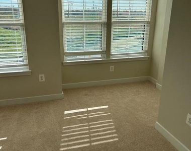 4770 Towne Square Boulevard - Photo Thumbnail 25