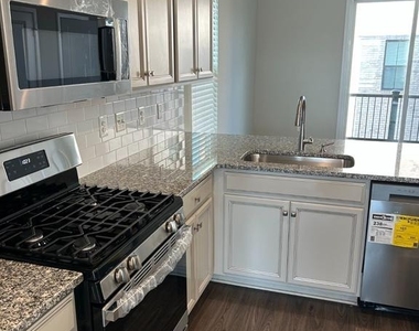 4770 Towne Square Boulevard - Photo Thumbnail 6