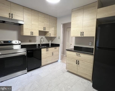 11315 Commonwealth - Photo Thumbnail 1