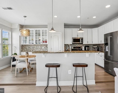 402 Orchard Ridge Drive - Photo Thumbnail 19