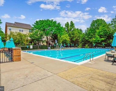 402 Orchard Ridge Drive - Photo Thumbnail 63