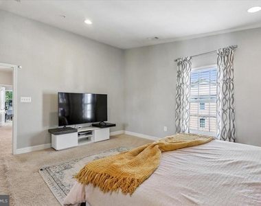 402 Orchard Ridge Drive - Photo Thumbnail 41