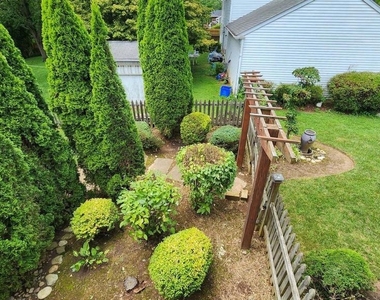 14216 Twig Road - Photo Thumbnail 5