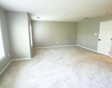 1640 Piccard Drive - Photo Thumbnail 33