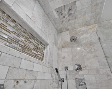7411 Crestberry Lane - Photo Thumbnail 58
