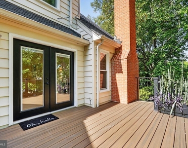 7411 Crestberry Lane - Photo Thumbnail 64