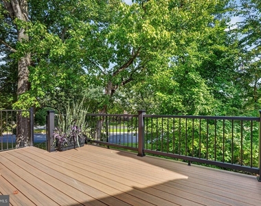 7411 Crestberry Lane - Photo Thumbnail 62