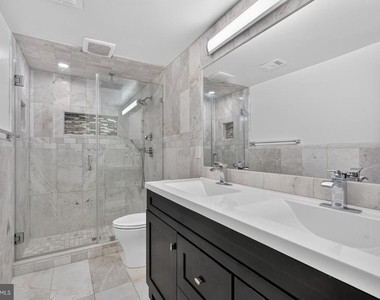 7411 Crestberry Lane - Photo Thumbnail 57
