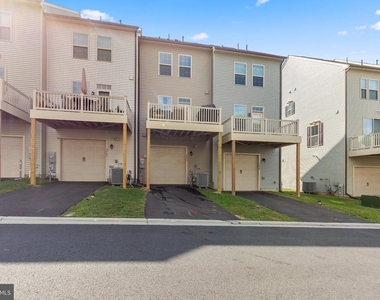 3941 Small Roundtop Road - Photo Thumbnail 23