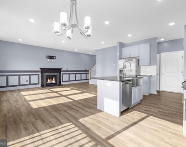 7837 Jude Lane - Photo Thumbnail 14