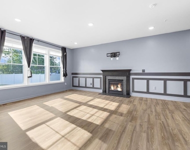 7837 Jude Lane - Photo Thumbnail 8