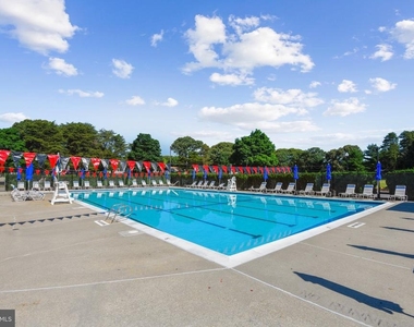 3503 Wedgewood Court - Photo Thumbnail 16