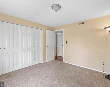 3503 Wedgewood Court - Photo Thumbnail 14