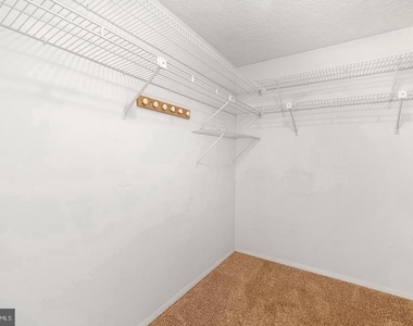3503 Wedgewood Court - Photo Thumbnail 11
