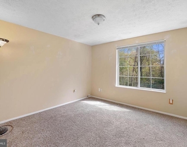 3503 Wedgewood Court - Photo Thumbnail 12