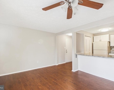 3503 Wedgewood Court - Photo Thumbnail 8