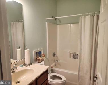 32774 Harburg Drive - Photo Thumbnail 9