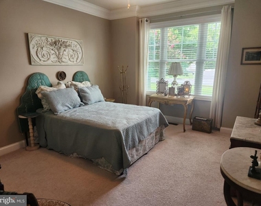 32774 Harburg Drive - Photo Thumbnail 8