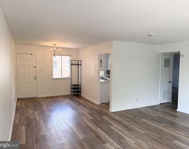 1920 Naylor Road Se - Photo Thumbnail 7