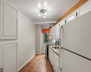 4200 Cathedral Avenue Nw - Photo Thumbnail 19