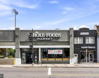 4200 Cathedral Avenue Nw - Photo Thumbnail 31