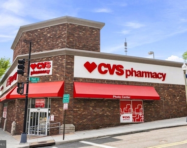 4200 Cathedral Avenue Nw - Photo Thumbnail 32