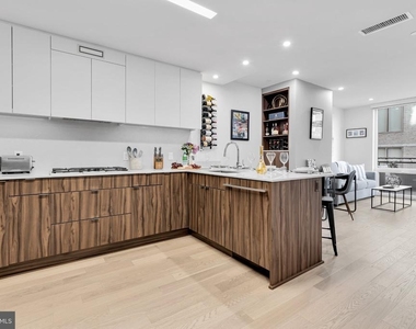 37 L Street Se - Photo Thumbnail 12