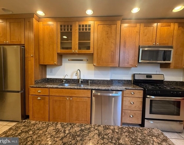 4017 Illinois Avenue Nw - Photo Thumbnail 6