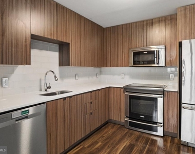 460 New York Avenue Nw - Photo Thumbnail 14