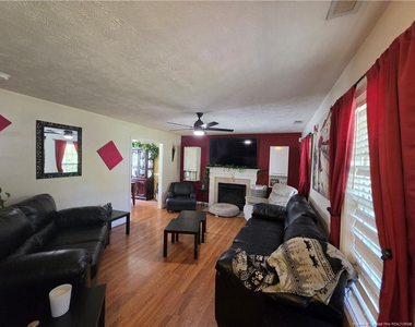 247 Valley View Court - Photo Thumbnail 3