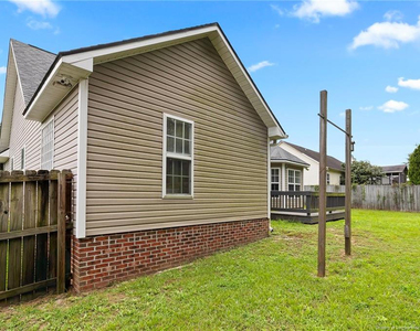 111 Silverberry Court - Photo Thumbnail 30