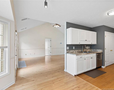 111 Silverberry Court - Photo Thumbnail 9