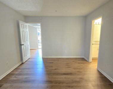 600 Audubon Lake Drive - Photo Thumbnail 18