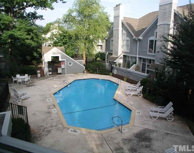 1000 Brighthurst Drive - Photo Thumbnail 9