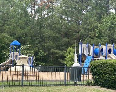 110 Love Valley Drive - Photo Thumbnail 19