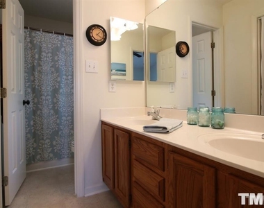 110 Love Valley Drive - Photo Thumbnail 11