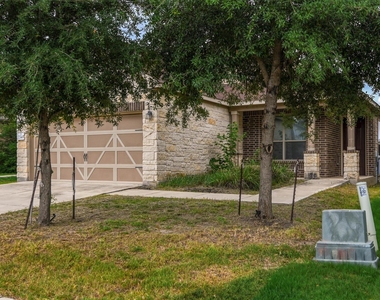 7343 Bluebonnet Bay - Photo Thumbnail 2
