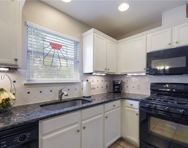1252 Lacey Oak Loop - Photo Thumbnail 19
