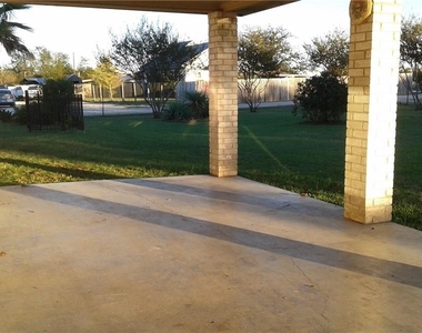 20120 Keilman Ln - Photo Thumbnail 3