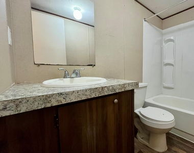 16900 Fagerquist Rd - Photo Thumbnail 13