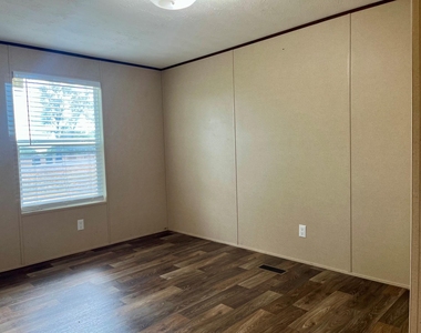 16900 Fagerquist Rd - Photo Thumbnail 12
