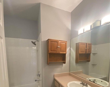 8704 Weiser Dr - Photo Thumbnail 7