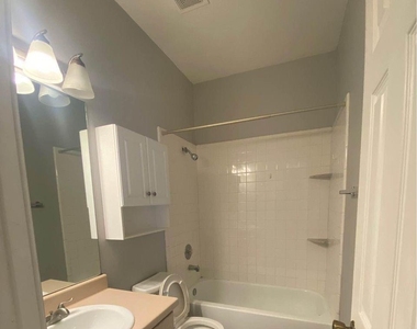 8704 Weiser Dr - Photo Thumbnail 4