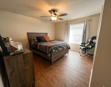 3816 Bandice Ln - Photo Thumbnail 17